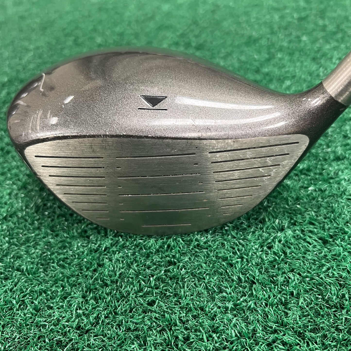 Titleist 975J Driver 9.5° Men's Right Hand Stiff Flex Graphite Shaft 45"