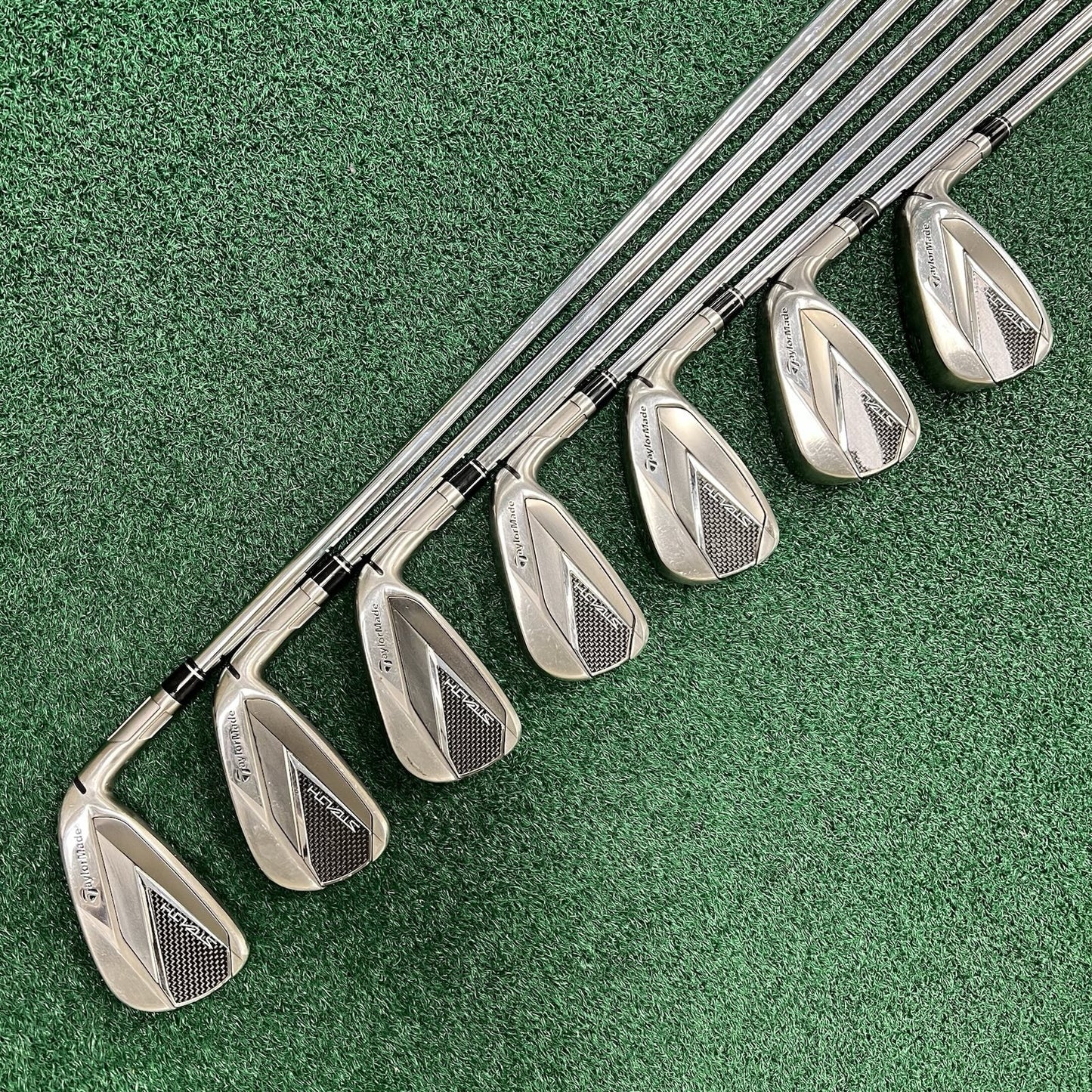 TaylorMade Stealth Iron Set 4-PW Regular Flex Steel KBS Max MT R85 Shafts MRH