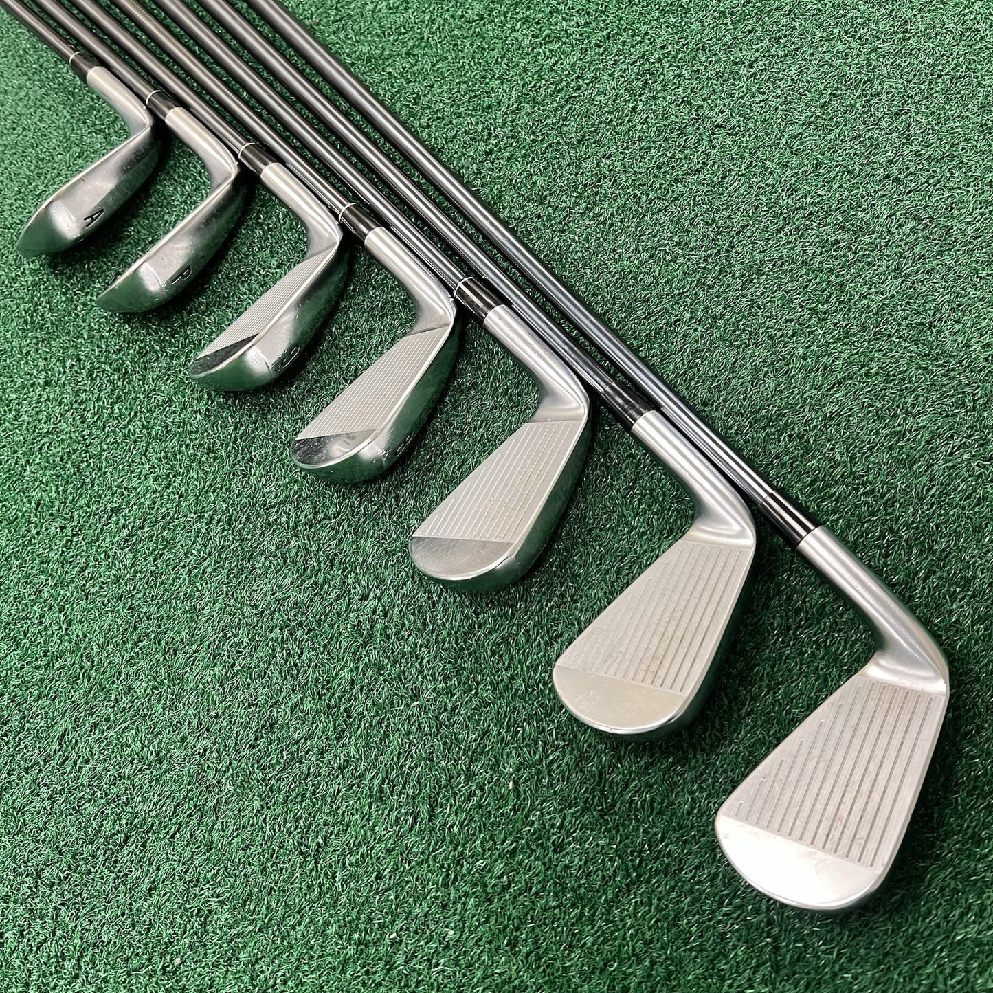Srixon ZX5 MK-II Iron Set 5-PW+AW Right Hand Regular F3 Flex Graphite Shafts