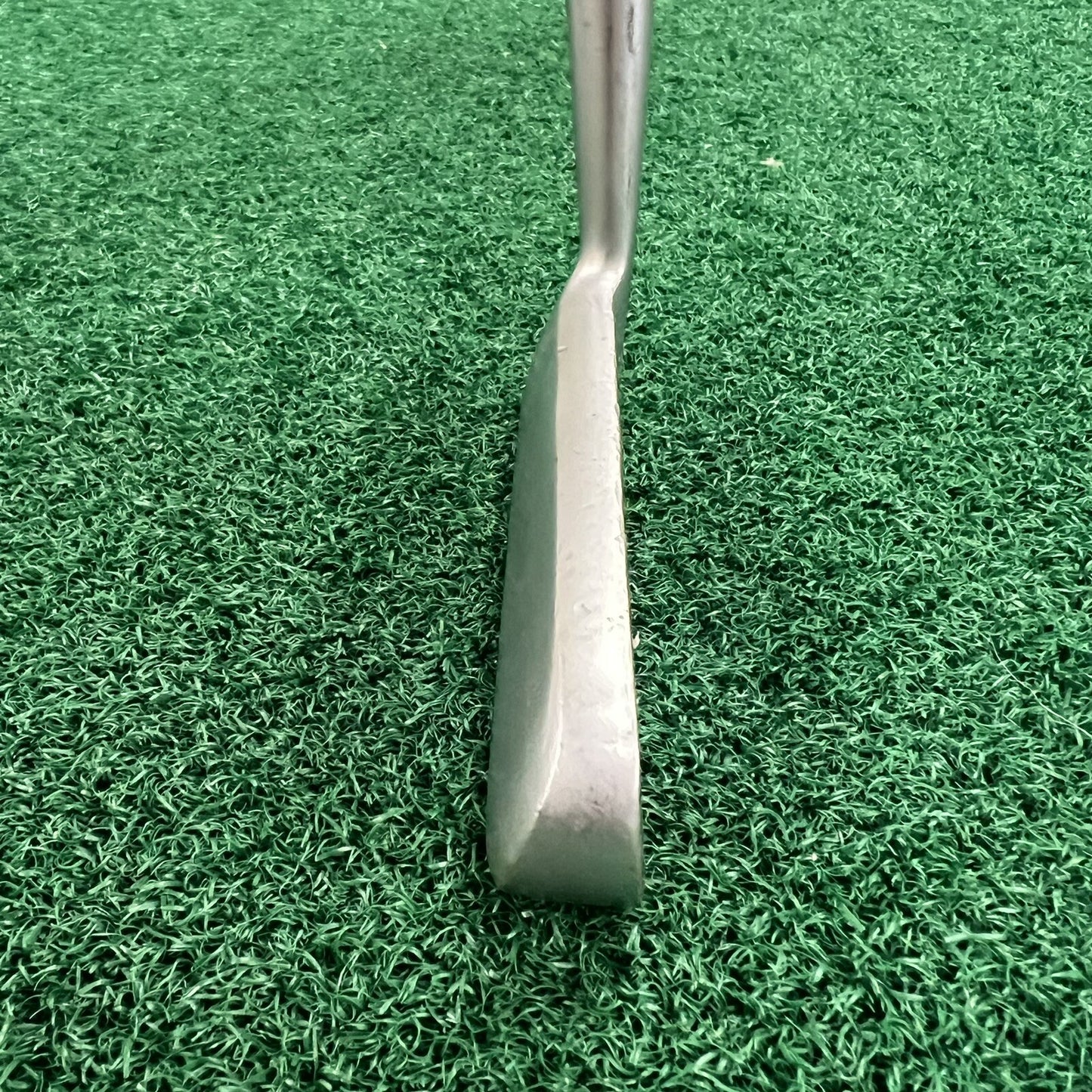 MacGregor Classic CBP Blade Putter Steel Shaft Right-Handed VERY CLEAN!