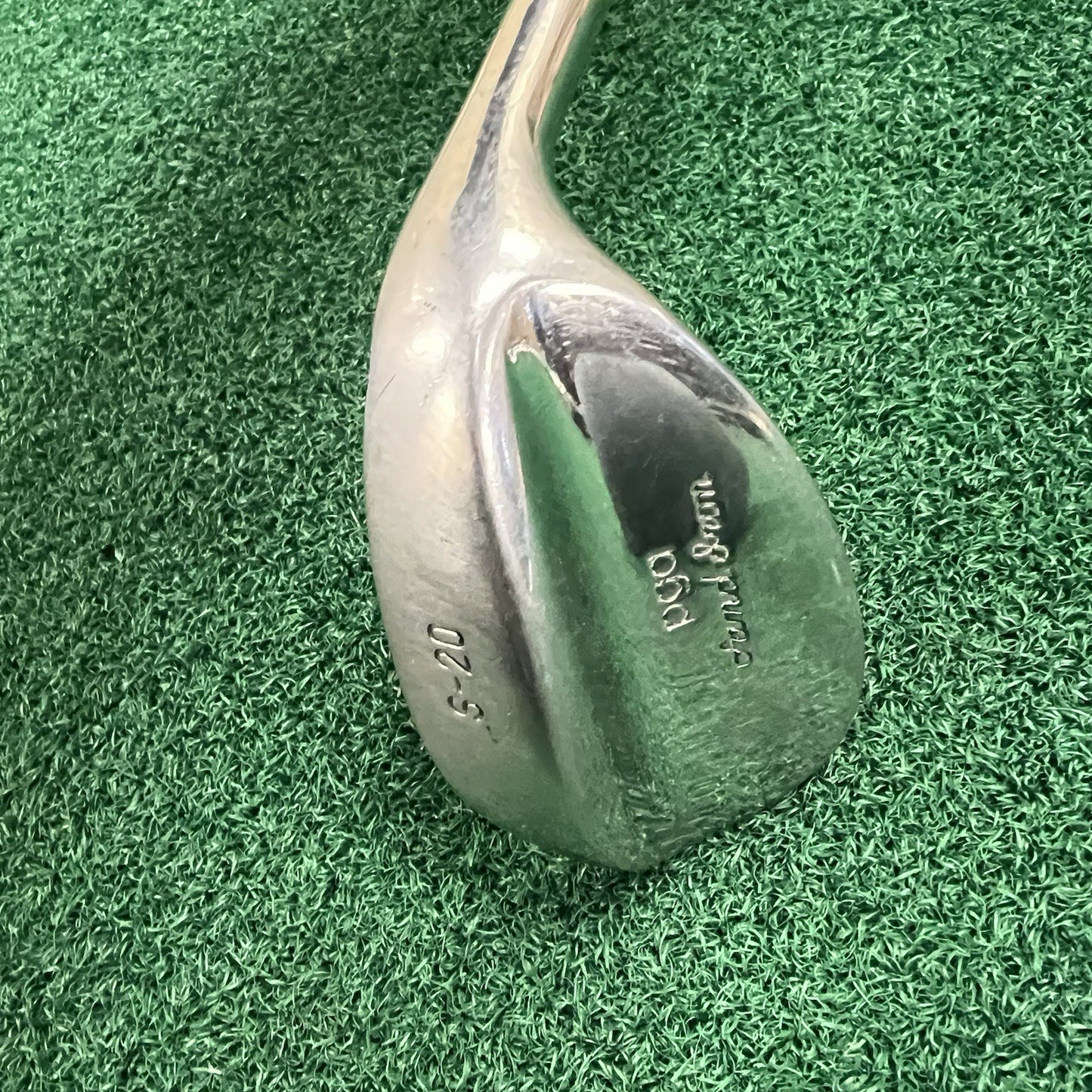 Vintage PGA S-20 Sand Iron Brown Steel Shaft Golf Pride Tour Wrap Grip Vintage