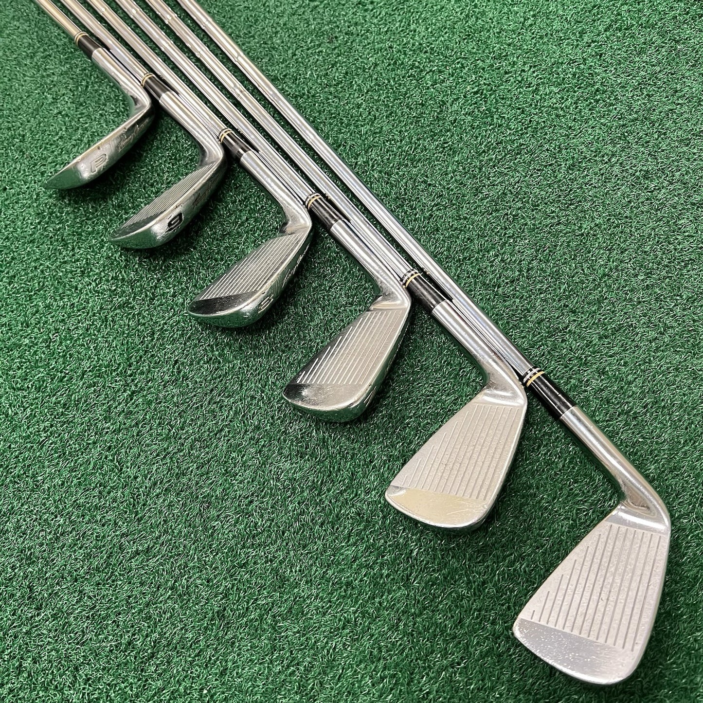 Tommy Armour 845 EVO V-25 Forged Iron Set 5-PW Men's Right Hand S300 Stiff Steel