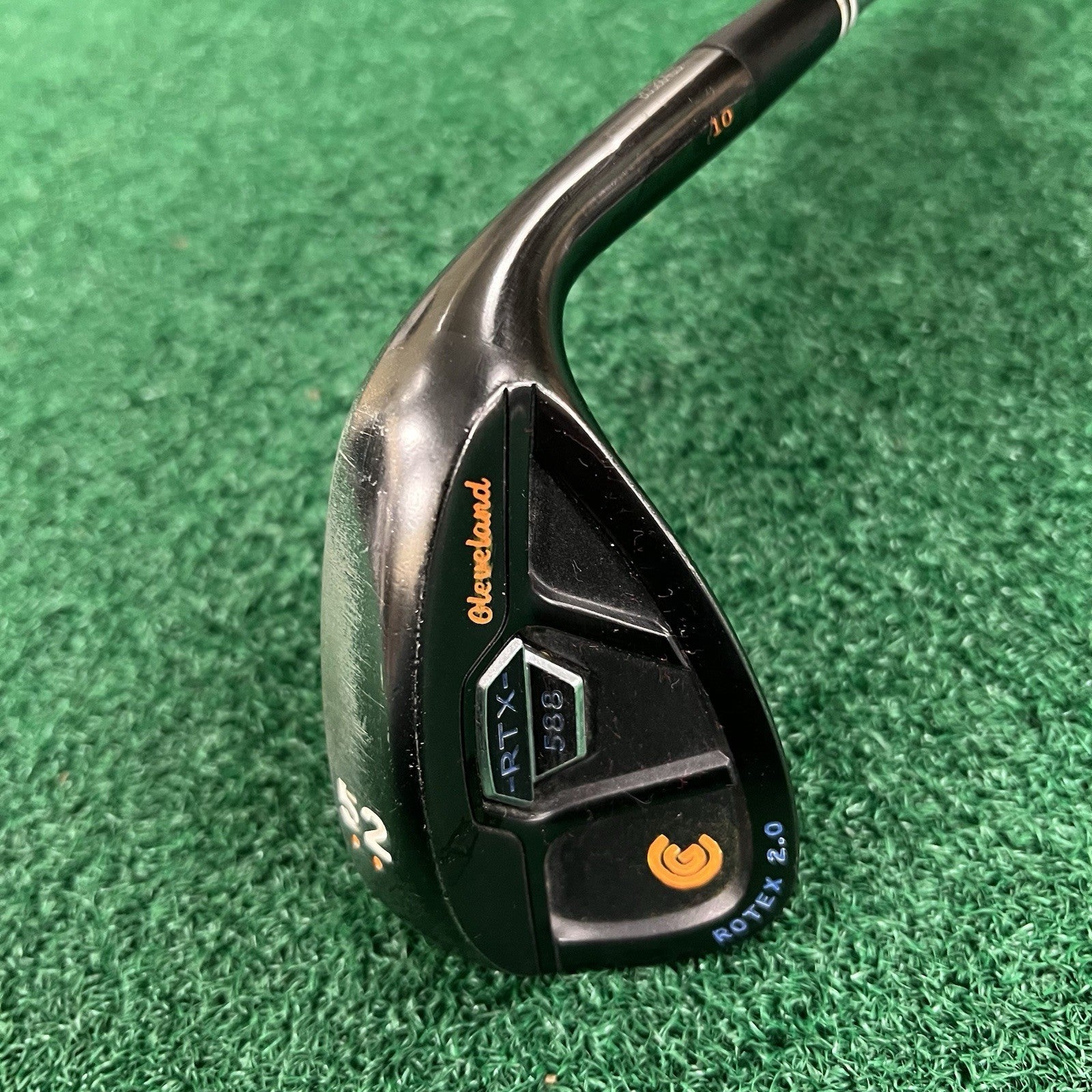 Cleveland Wedge RTX 588 Rotex 2.0 52° 10° Black Gap Wedge Flex Golf Club RH