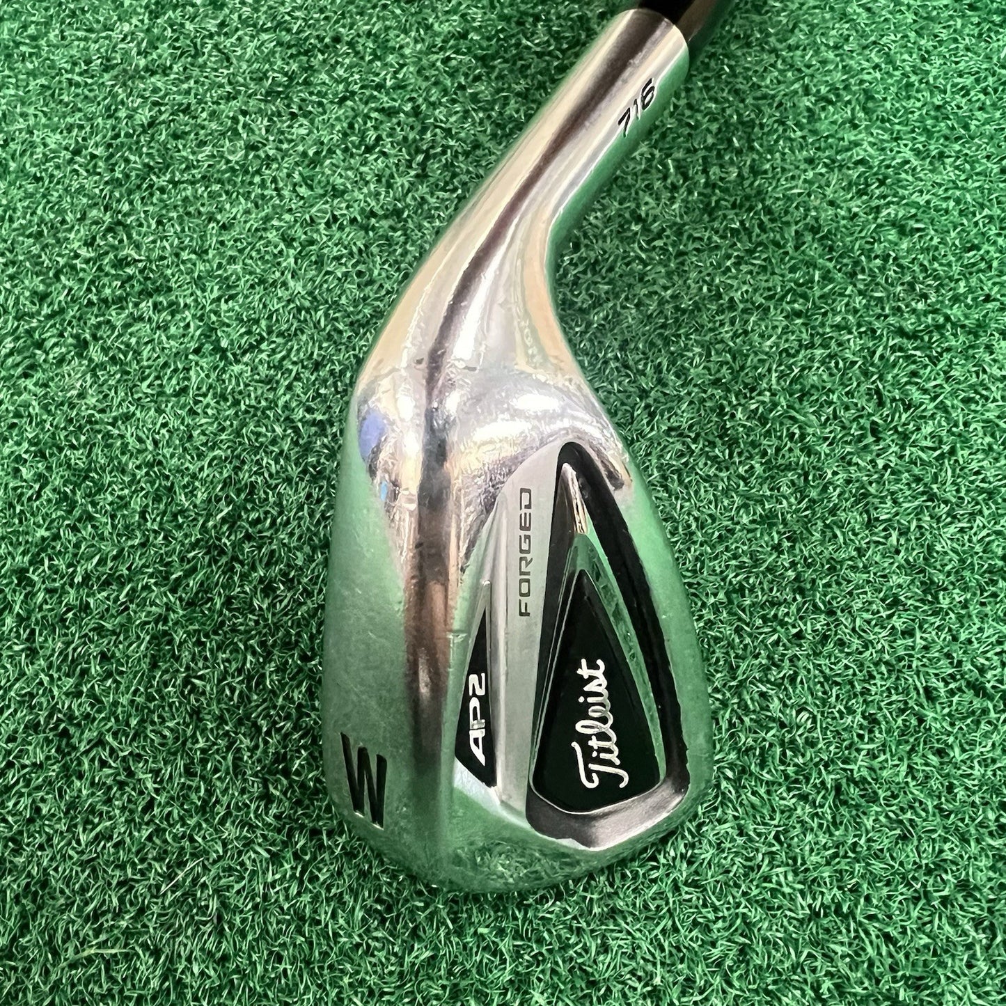 Titleist 716 AP2 Forged PW Pitching Wedge Men's Right Hand S300 Stiff Flex Steel