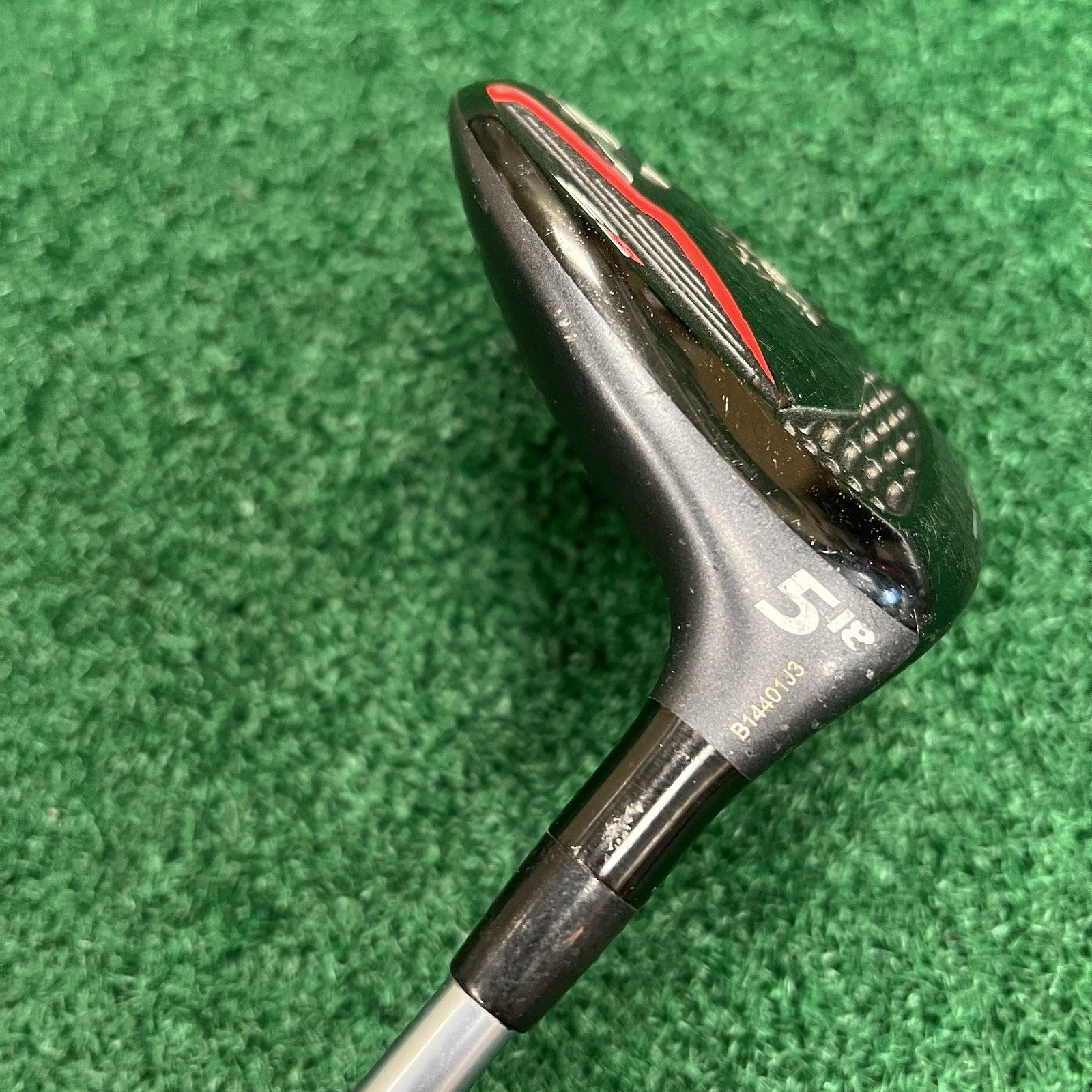 Tour Edge Exotics E8 18° 5 Fairway Wood Regular Flex Graphite Shaft. Right Hand