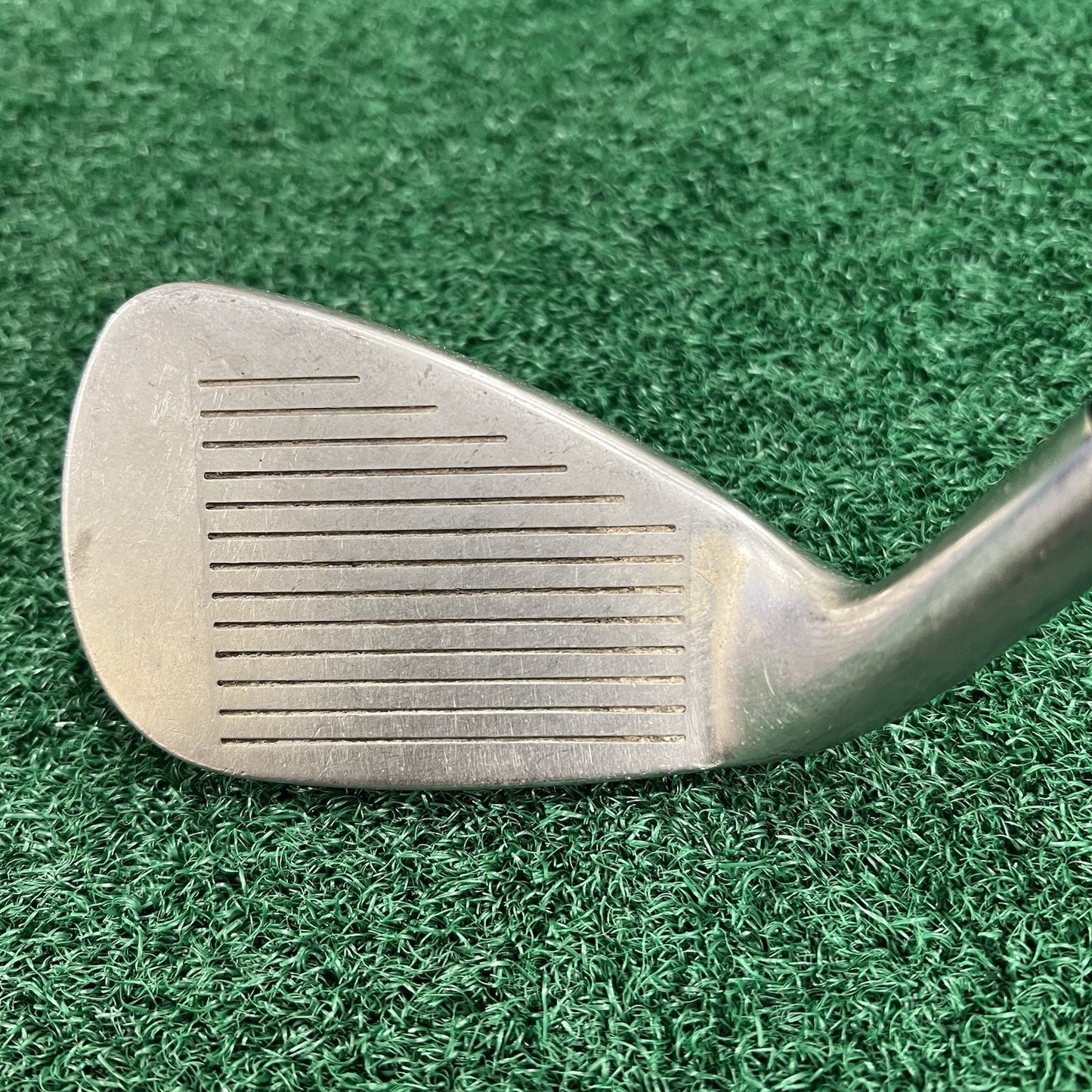 Mizuno MX-100 Pitching Wedge Steel Shaft PW Regular Flex Steel Shaft Right Hand