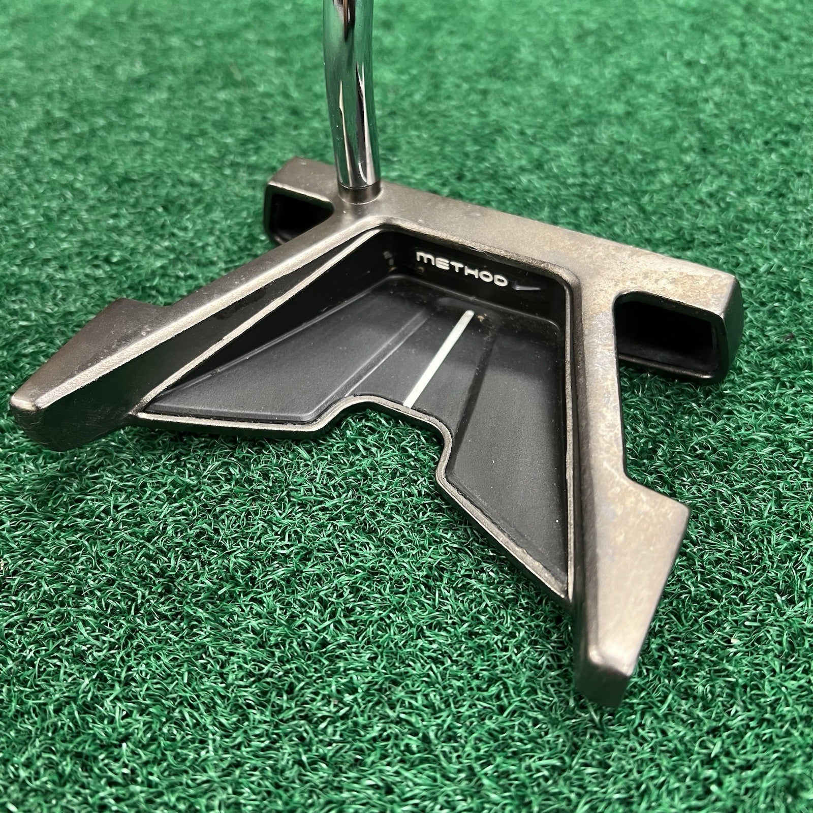 NIKE Method Core Drone 35.5" Mallet Putter Original Grip Men's Right Hand w/HC