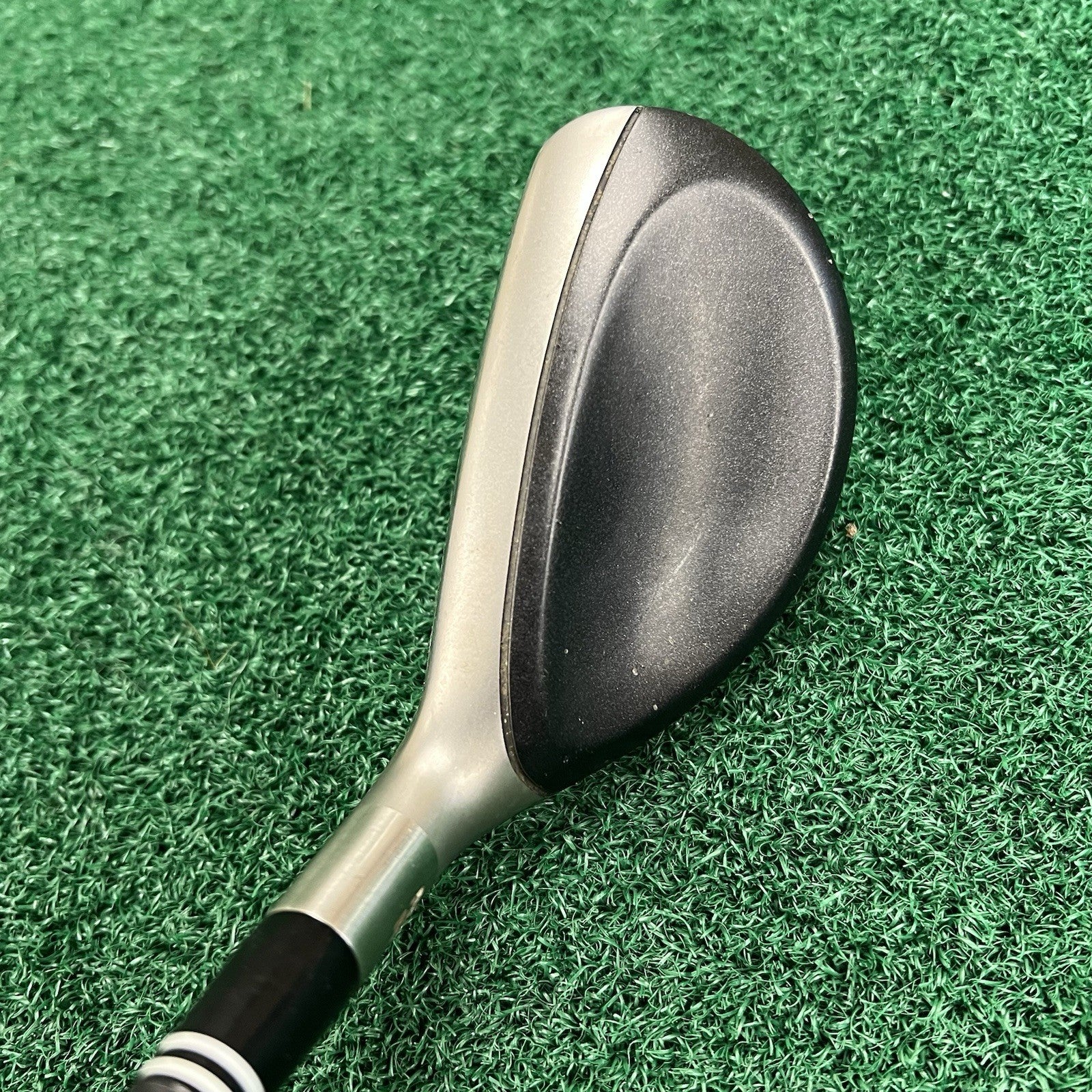 Cleveland HiBore 3i #3 Rescue Hybrid Men's Right Hand Senior Flex Graphite Shaft