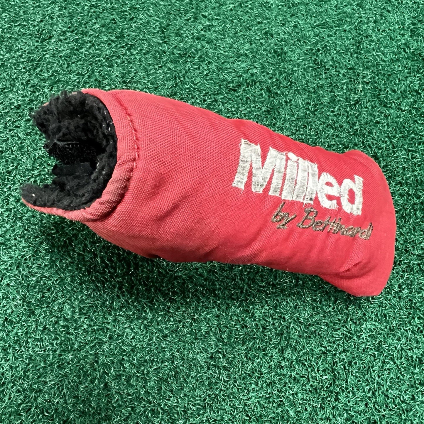 Bettinardi Milled By Bettinardi Red Blade Putter Head Cover
