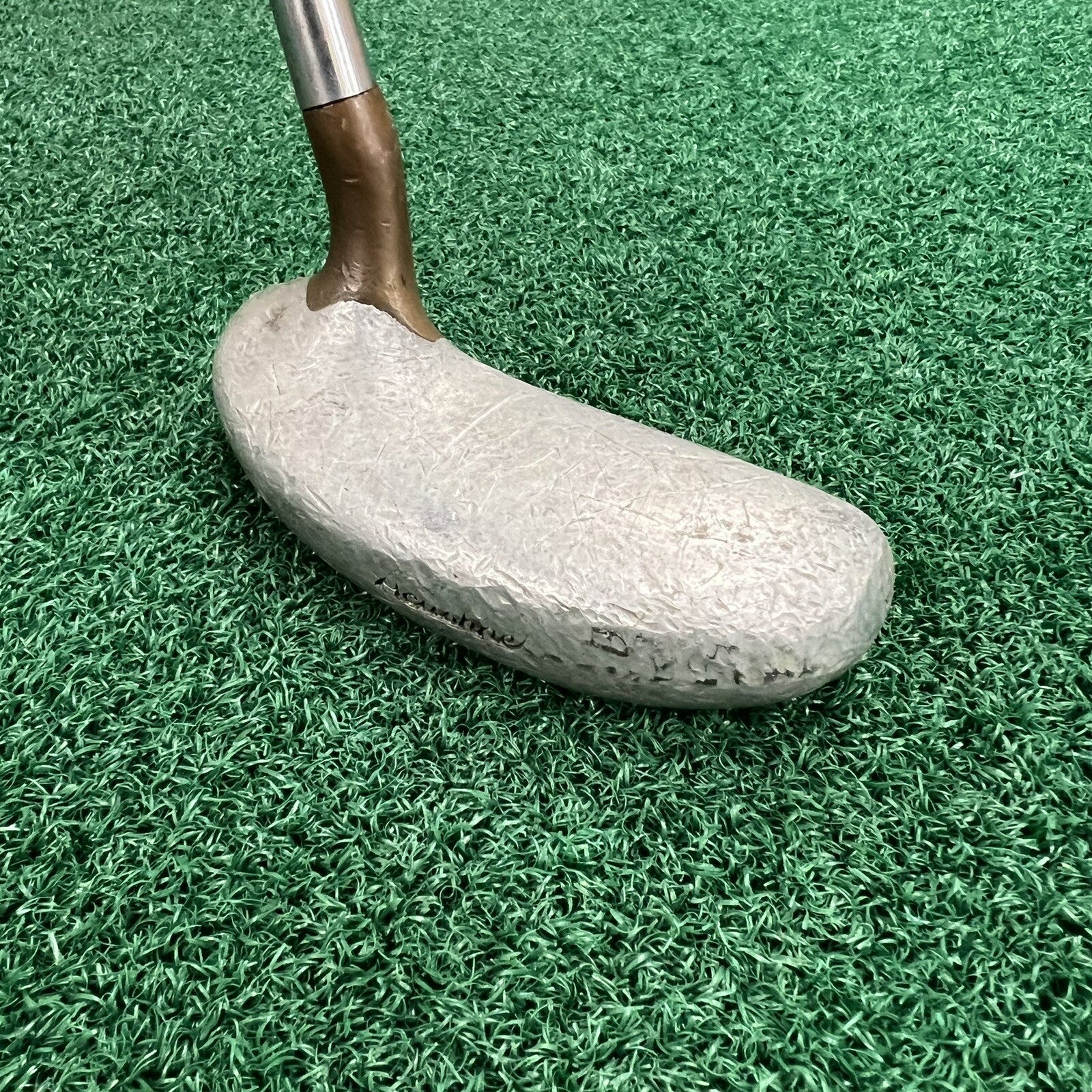 Acushnet Bullseye ML-XM6S Brass Mallet Putter Vintage USA Made MRH 36.5" Length