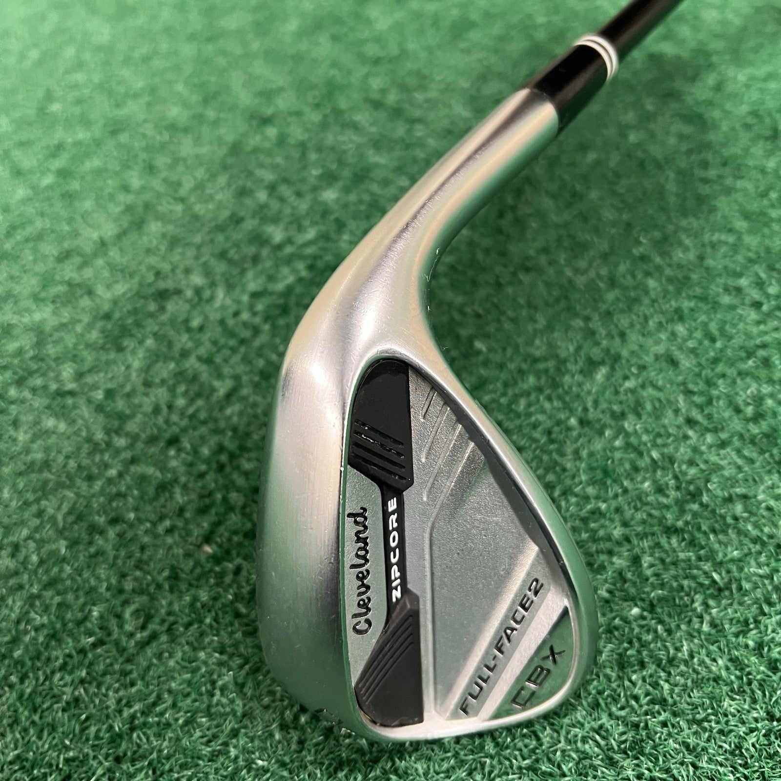 Cleveland CBX Full Face 2 50°-12 GAP Wedge Catalyst Spinner 80g Graphite Shaft