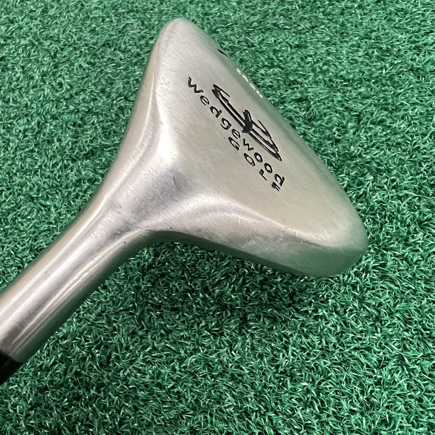 Wedgewood Silver IR Series 34° 7 Iron Regular Flex Graphite Left Handed