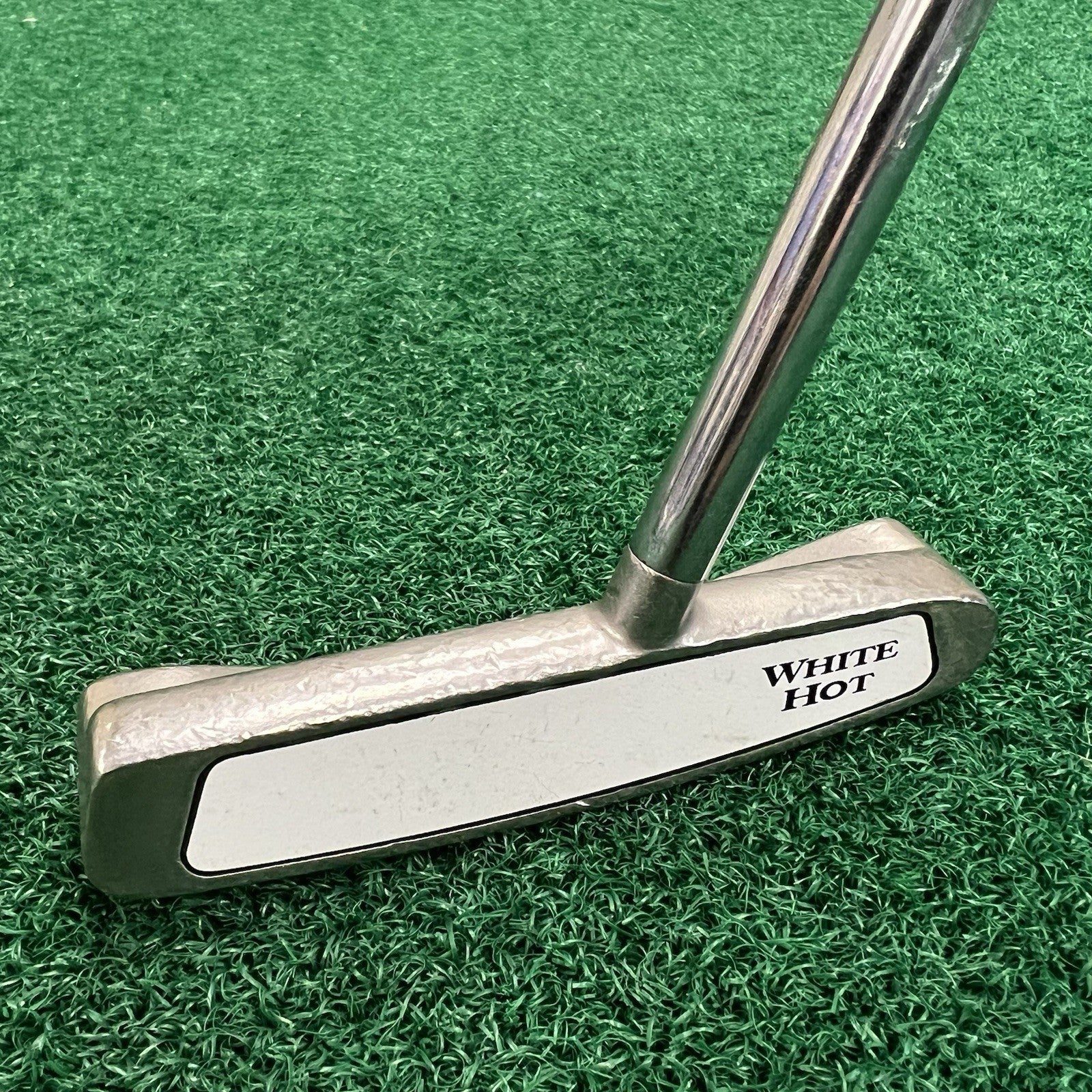 Odyssey White Hot #2 Center Shafted 35” Blade Putter Men's Right Hand Steel