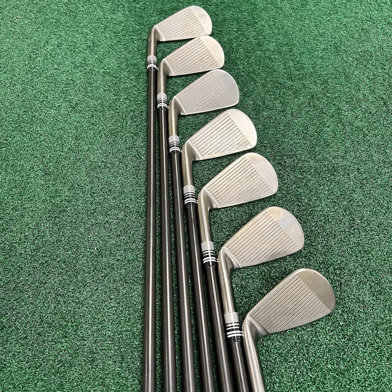 Srixon ZX7 MKII Gunmetal Black Iron Set 4-PW MRH Stiff Flex KBS Tour Black Steel
