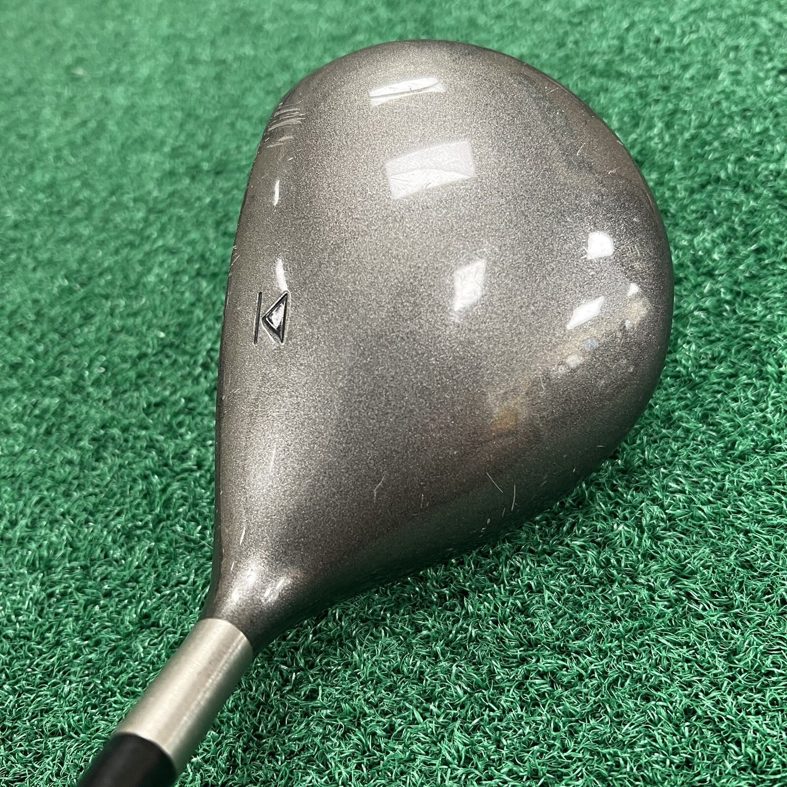 Titleist 975J Driver 9.5° Men's Right Hand Stiff Flex Graphite Shaft 45"