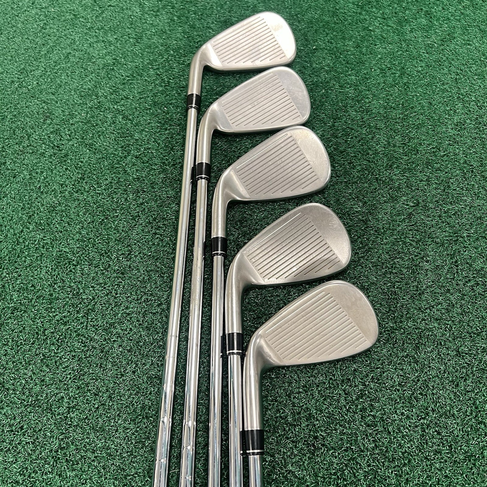 TaylorMade M4 Hybrid/Iron Set 4/5H 6-PW Stiff Flex Steel/Graphite Hybrids MRH
