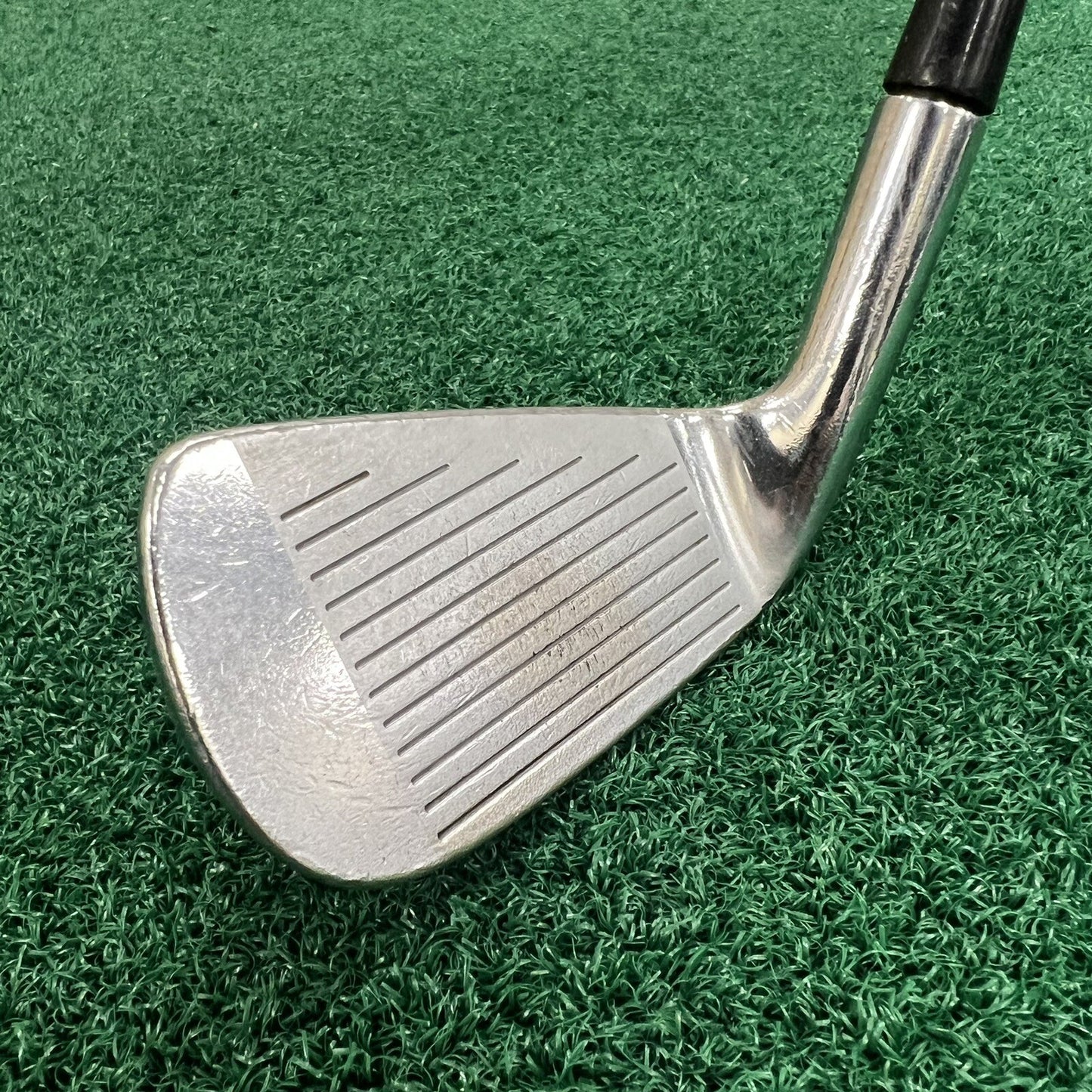 Titleist CB 690 Forged Single 6 Iron Men's Right Hand S300 Stiff Flex Steel