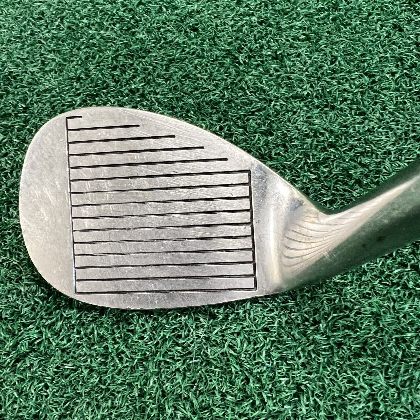 Vintage Northwestern Tom Weiskopf Sand Wedge 55° SW Right Hand Black Steel Shaft