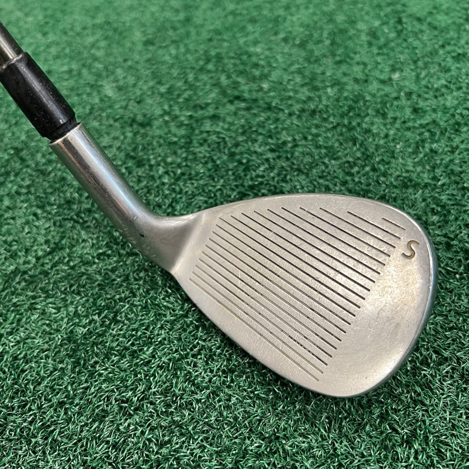 Taylormade Burner Midsize Pitching Wedge PW Regular Graphite Shaft LEFT HAND