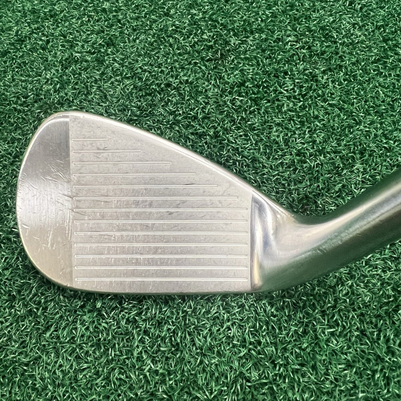 Titleist 716 AP2 Forged PW Pitching Wedge Men's Right Hand S300 Stiff Flex Steel