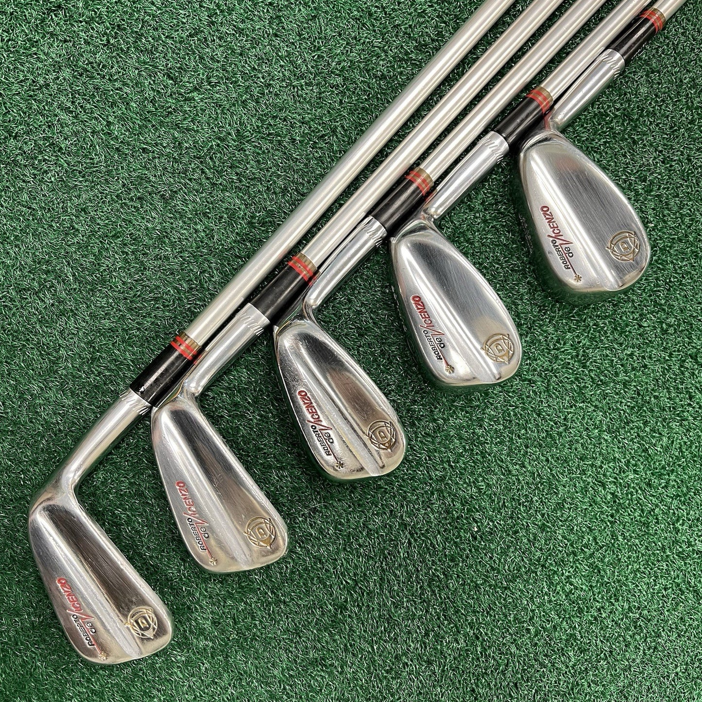 Roberto Di Vicenzo's Dunlop Demo Salesman Iron Set Right Hand 6-PW Aluminum Reg.
