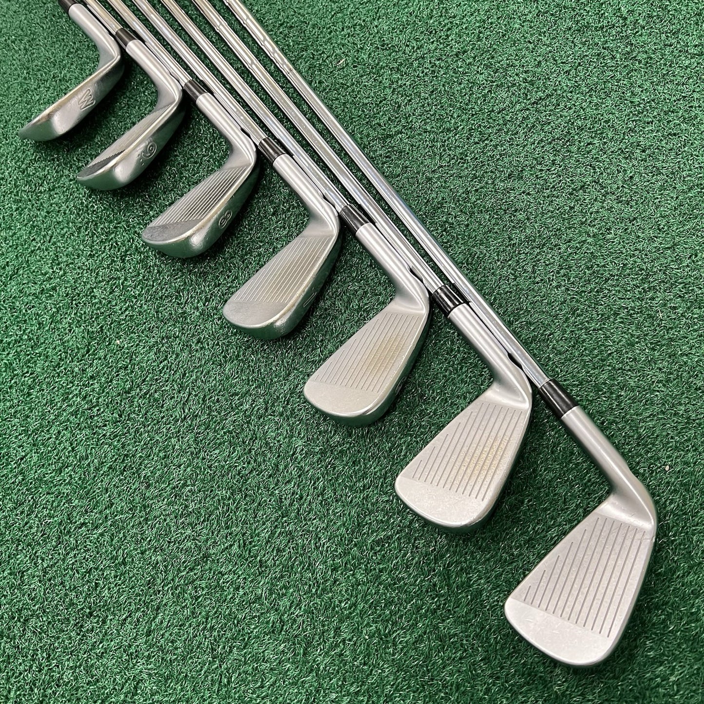 PING iBlade Black Dot Iron Set 4-PW Men's Right Hand Regular Flex Steel Shafts