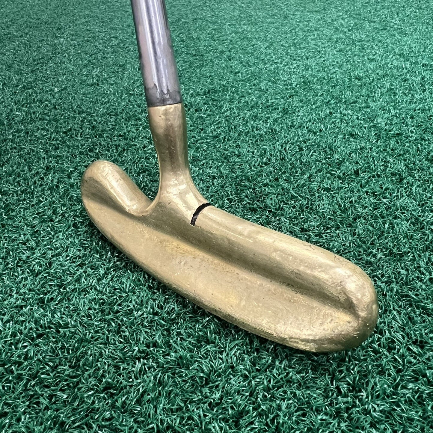 Acushnet Bullseye La Femme RH 34" Flange Putter Right Handed Steel Shaft