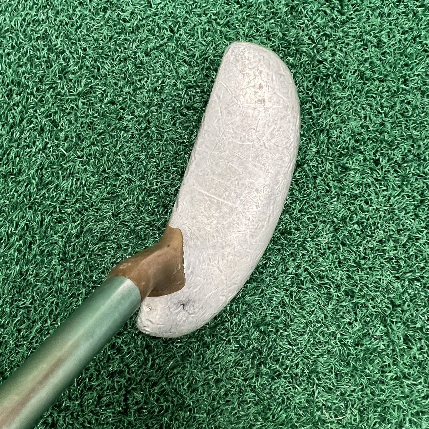 Acushnet Bullseye ML-XM6S Brass Mallet Putter Vintage USA Made MRH 36.5" Length