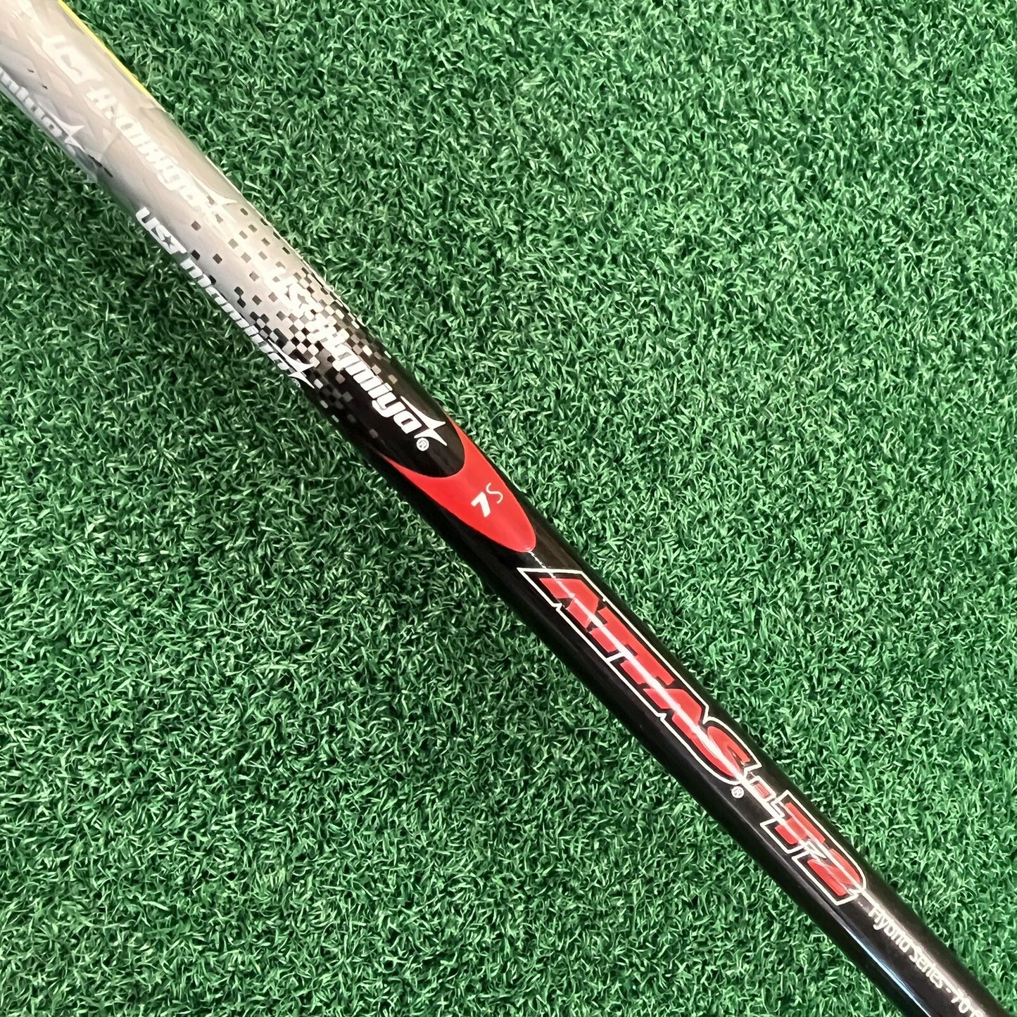 Left Handed TaylorMade Golf Aeroburner 3 Rescue Hybrid 19° Stiff Flex Graphite