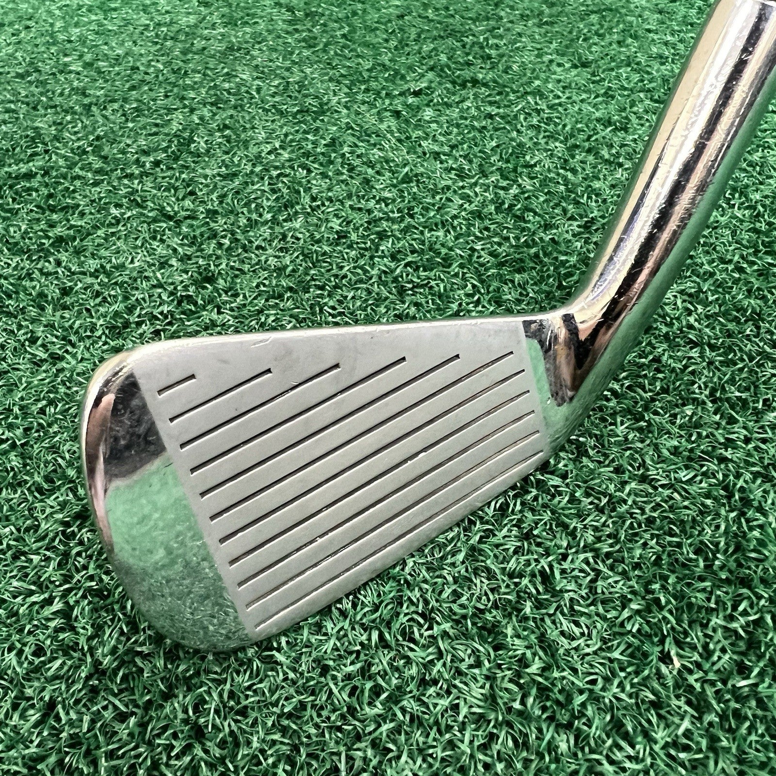 Vintage Golden Ram Tour Grind Featherlite Single 1 Iron Right Hand Stiff Steel