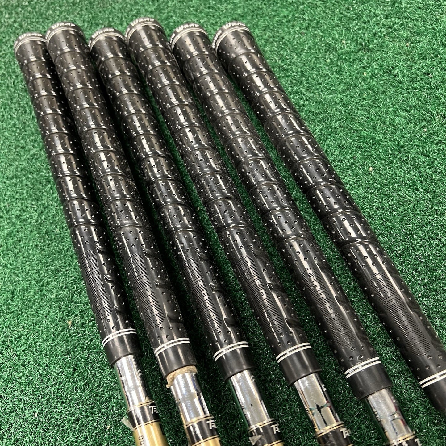 Tommy Armour 845 EVO V-25 Forged Iron Set 5-PW Men's Right Hand S300 Stiff Steel