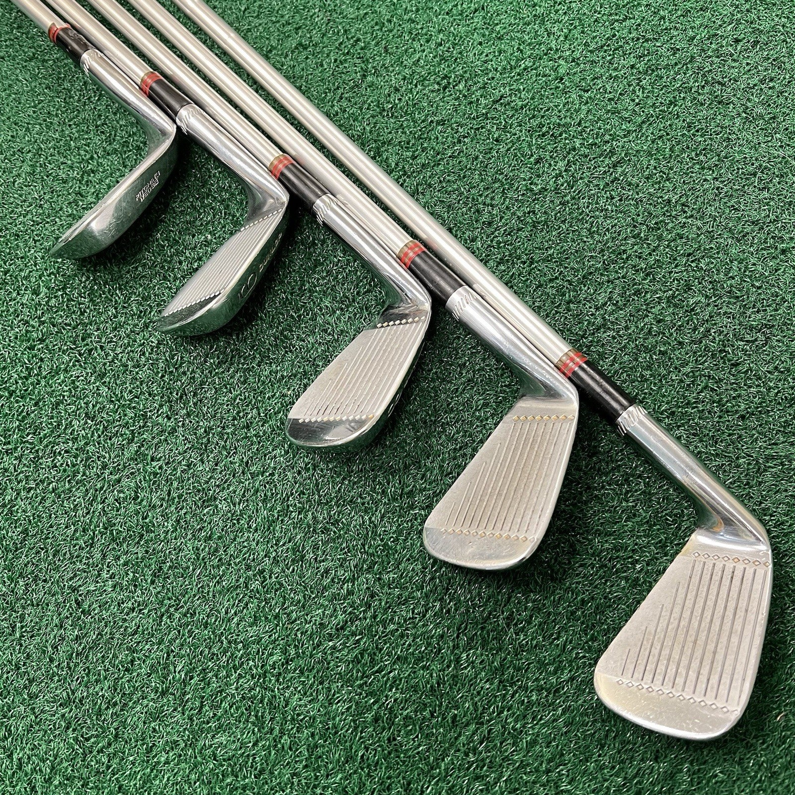 Roberto Di Vicenzo's Dunlop Demo Salesman Iron Set Right Hand 6-PW Aluminum Reg.