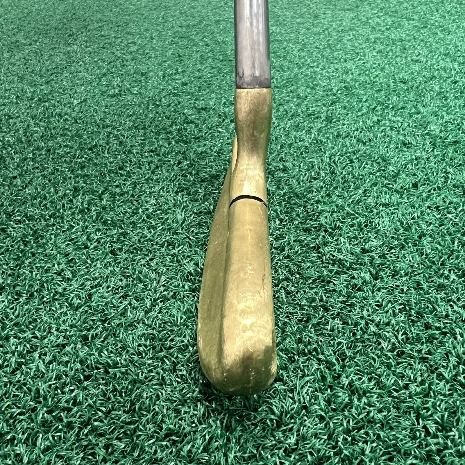 Acushnet Bullseye La Femme RH 34" Flange Putter Right Handed Steel Shaft