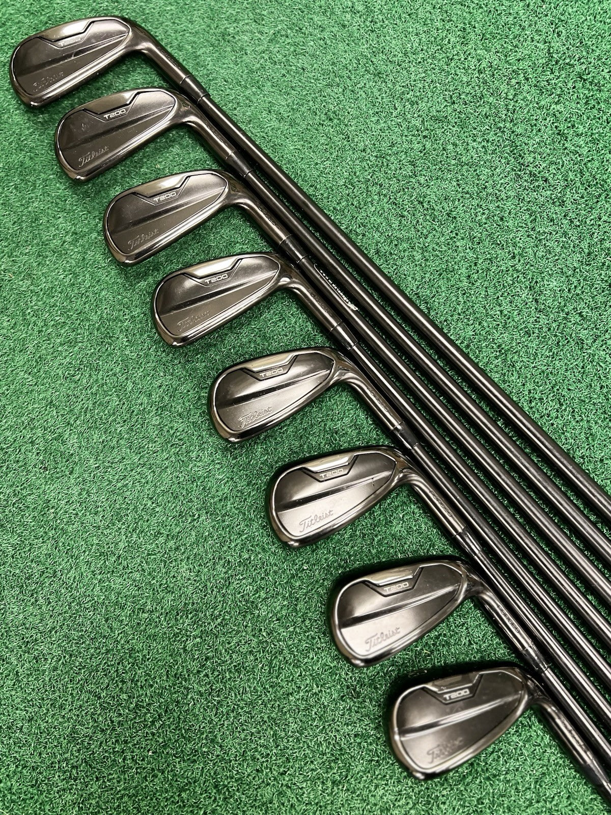Titleist T200 Black Onyx Iron Set 4-PW+48° MRH Extra Stiff Project X LZ Steel
