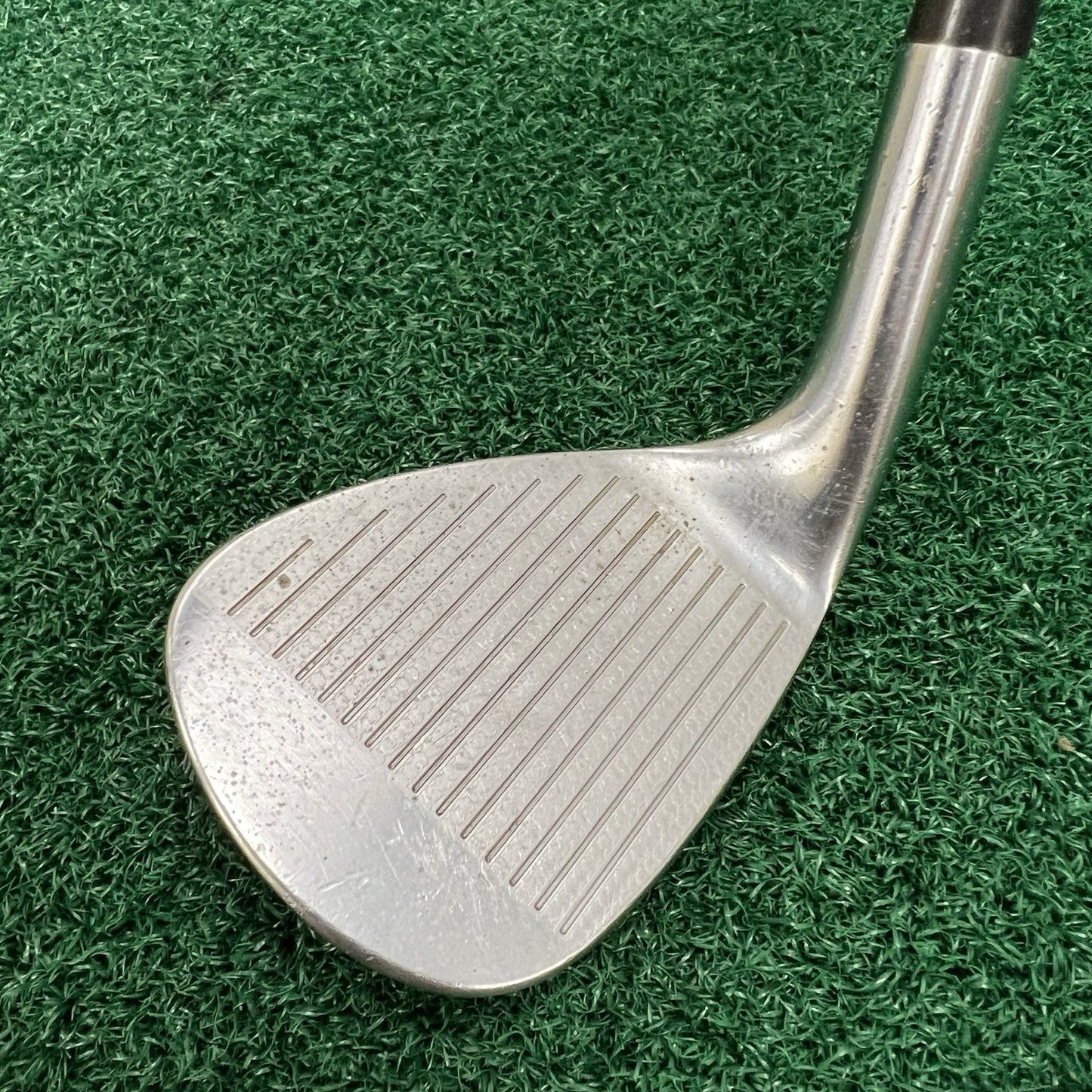 Bettinardi High Helix Cut Chrome Wedge 60°-08° Men's Right Hand KBS Hi Rev 125