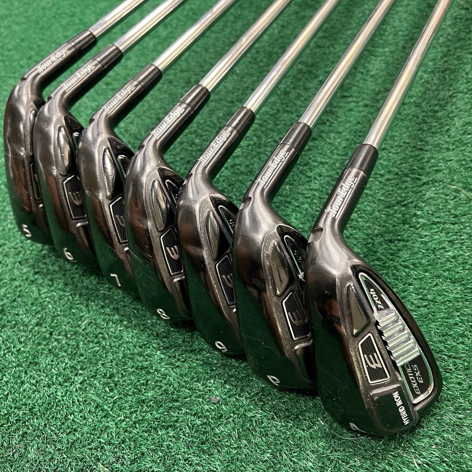 Tour Edge Exotics Exs 220H Iron Set 5-PW+AW Right Hand KBS Stiff 80g Steel Shaft