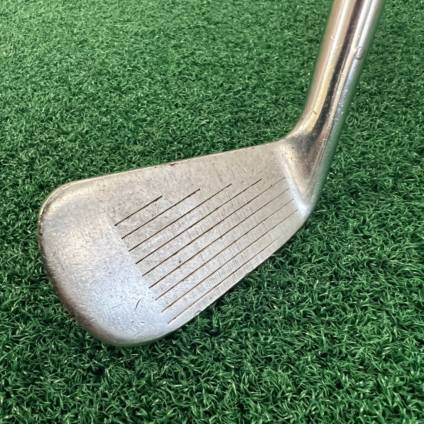 Wilson Trophy Cary Middlecoff Reg. No. 1002 Iron MRH Steel Shaft 38.5" MRH