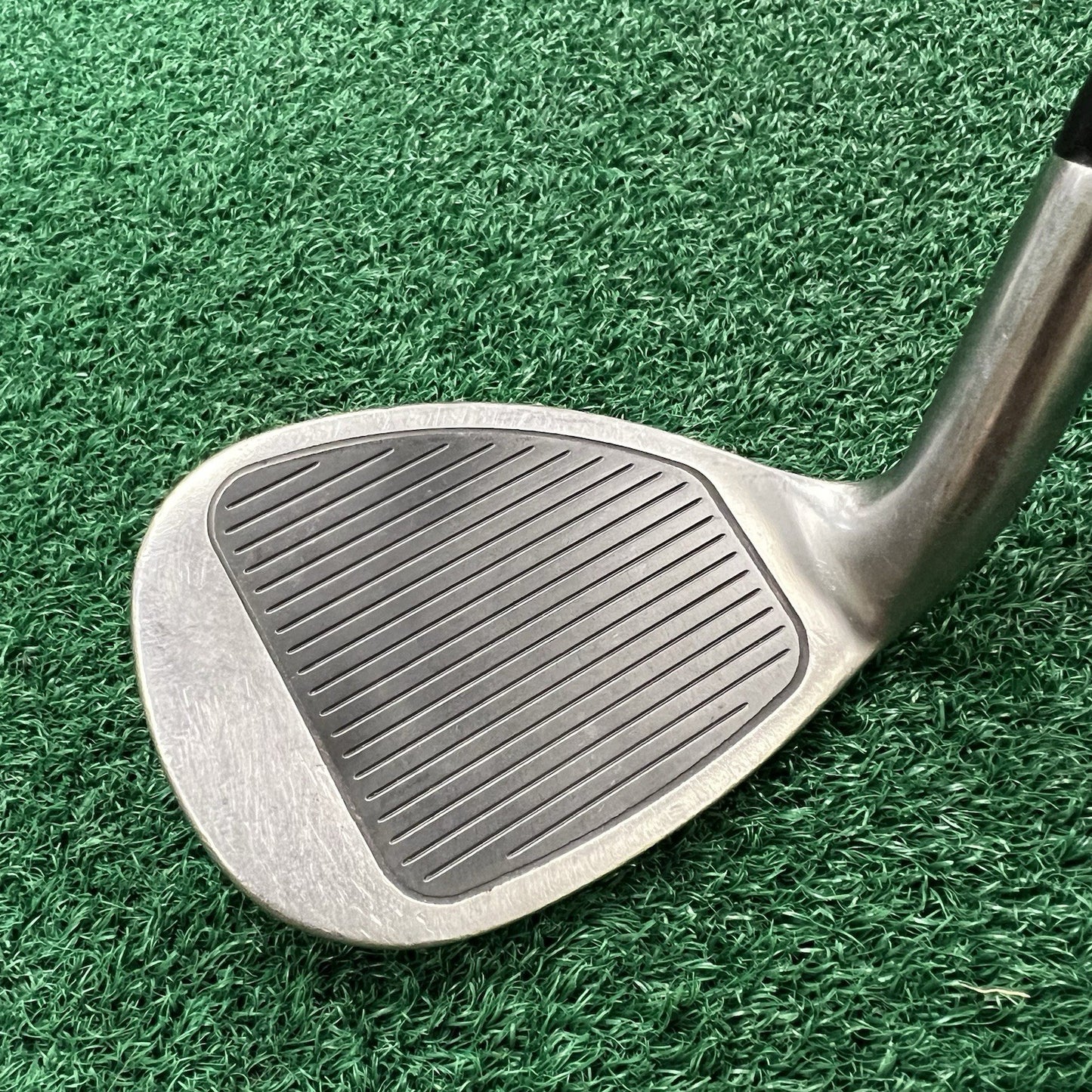 Odyssey Dual Force 56° SW Sand Wedge Steel Shaft 36" Wedge Flex