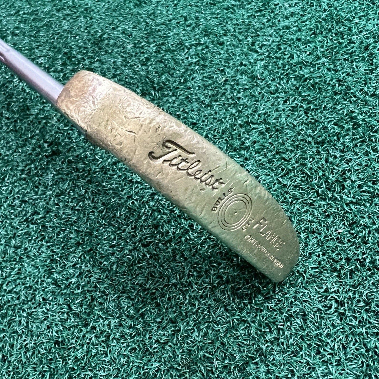 Titleist Bulls Eye Flange Putter Right Hand 35" Flare Tip Satin Shaft Jumbo Grip