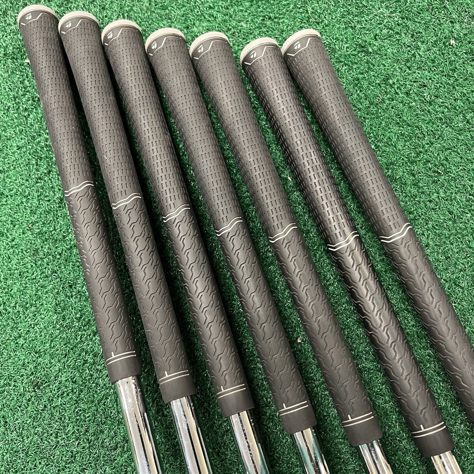 Taylormade M4 Iron Set 5-PW+AW Men's Right Hand Regular Flex KBS Steel Shafts