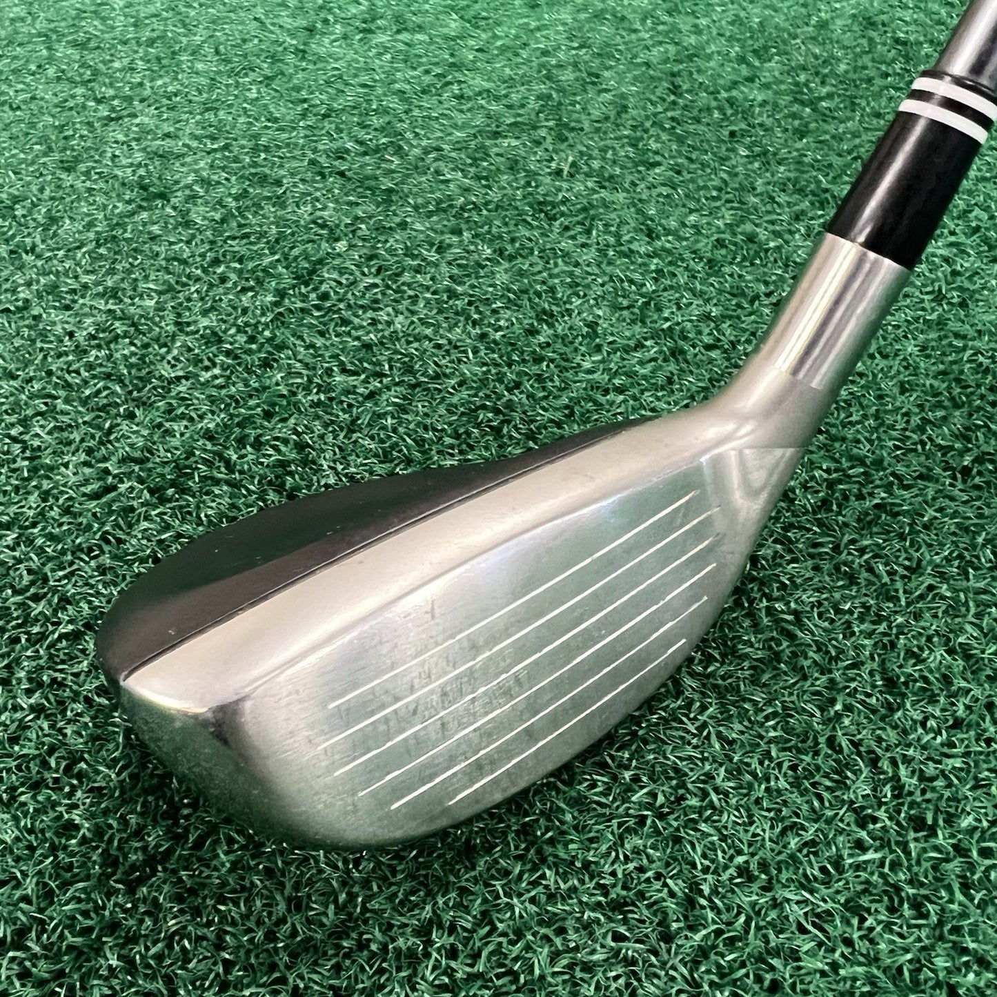 Cleveland HiBore 3i #3 Rescue Hybrid Men's Right Hand Senior Flex Graphite Shaft