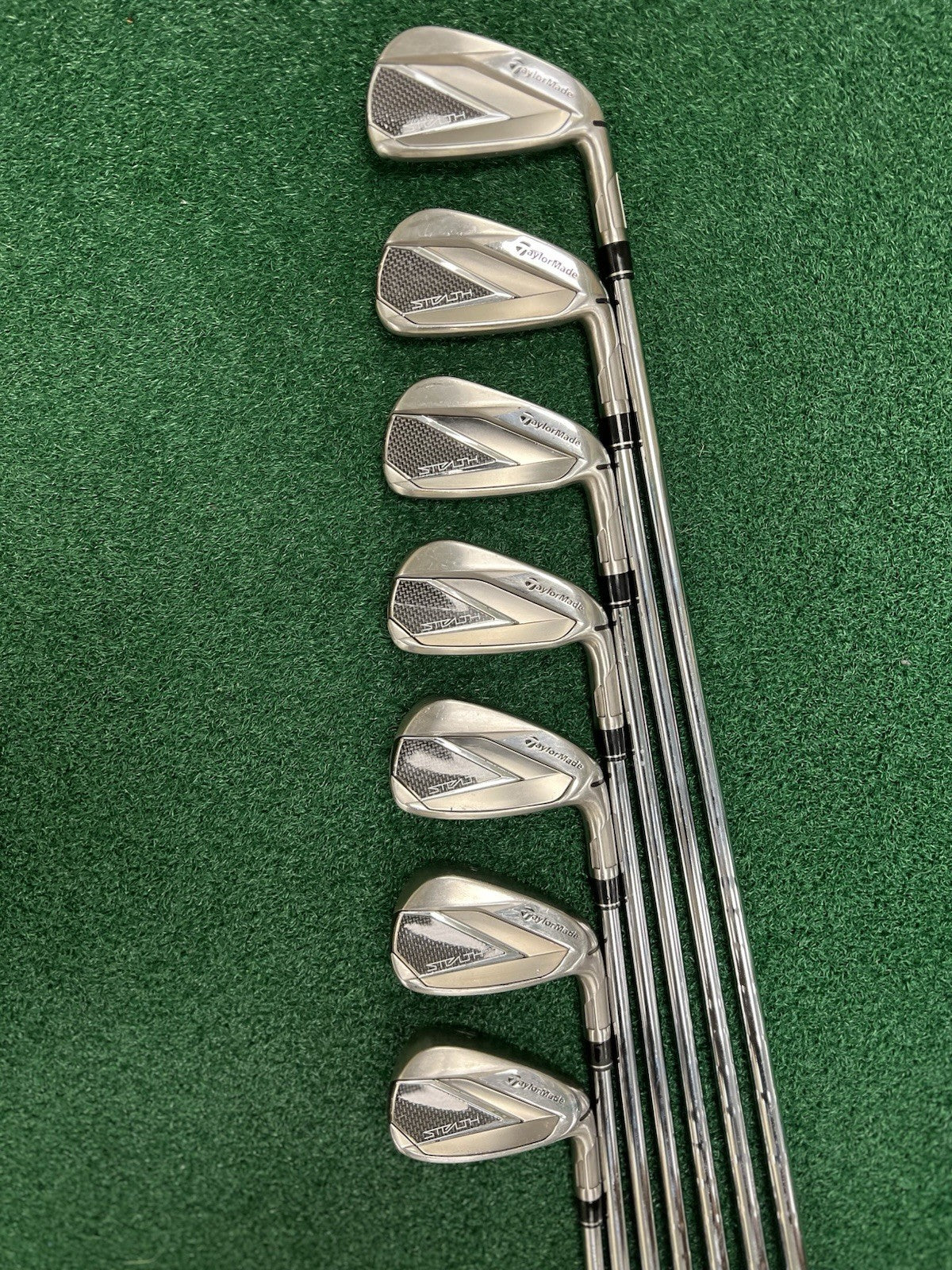 TaylorMade Stealth Iron Set 4-PW Regular Flex Steel KBS Max MT R85 Shafts MRH