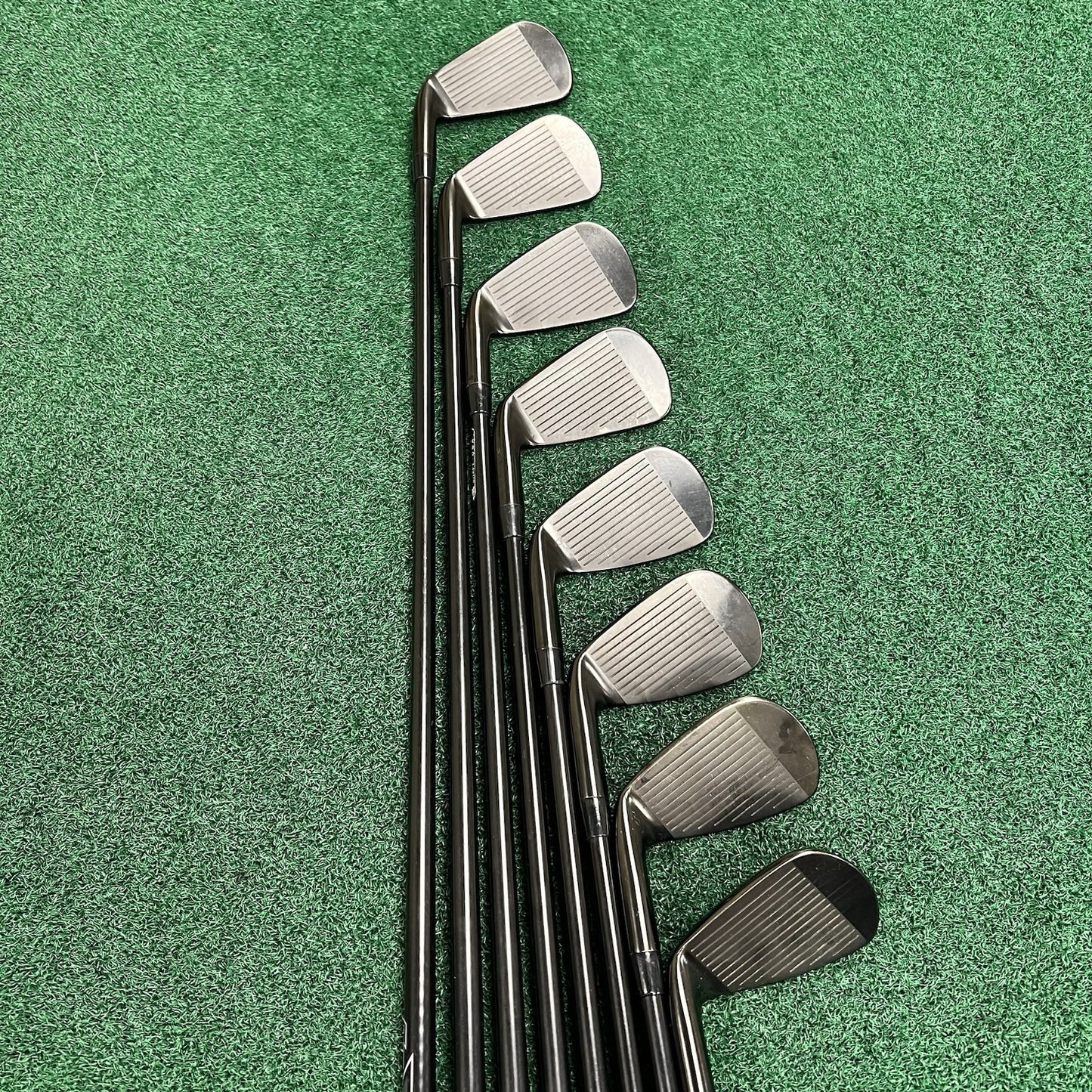 Titleist T200 Black Onyx Iron Set 4-PW+48° MRH Extra Stiff Project X LZ Steel