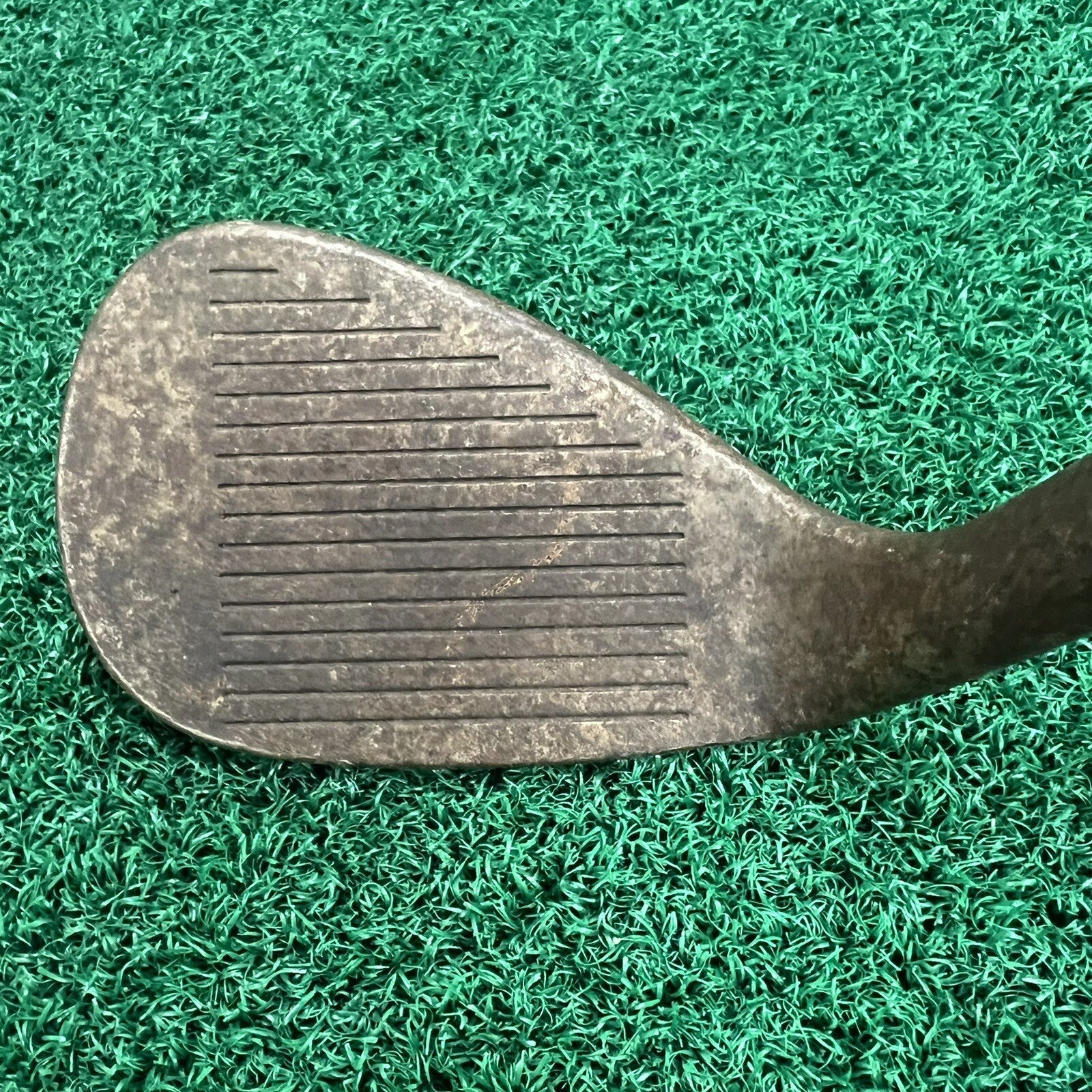 Titleist BV 256-10 Vokey Design Wedge 56° Oil Can 8620 Right Handed 35.5"