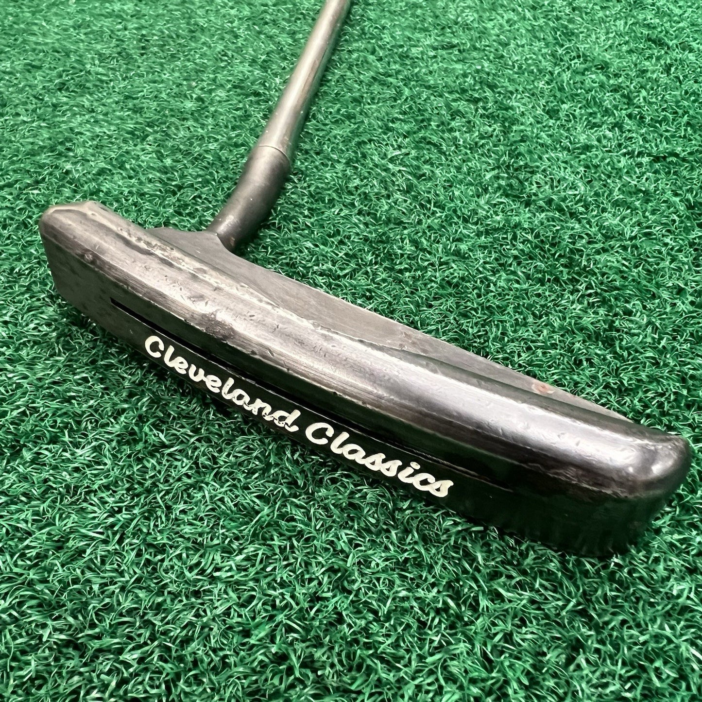 Cleveland Classics KG 3 Milled Blade Putter Men's Right Hand Steel Shaft 35.5"