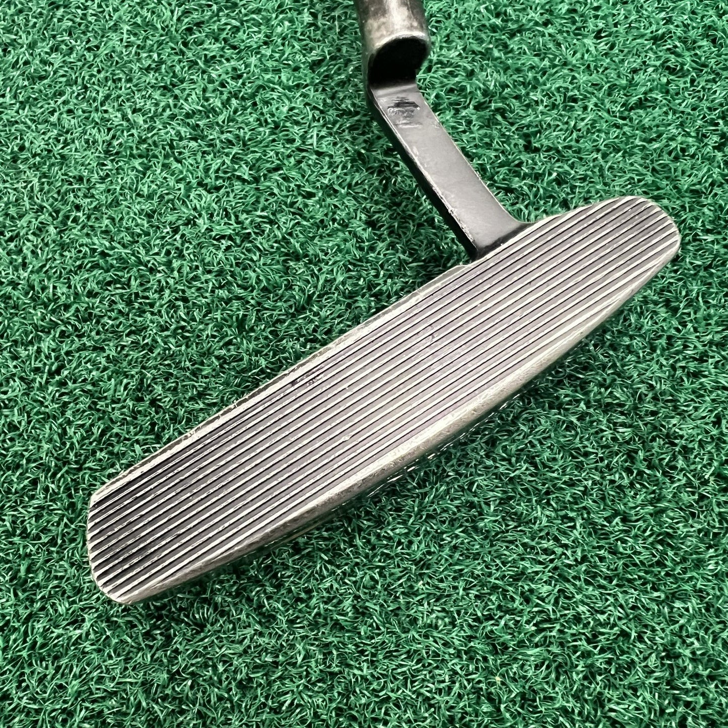 Guerin Rife Aussie Black Putter Blade Men's Right Hand Steel Shaft
