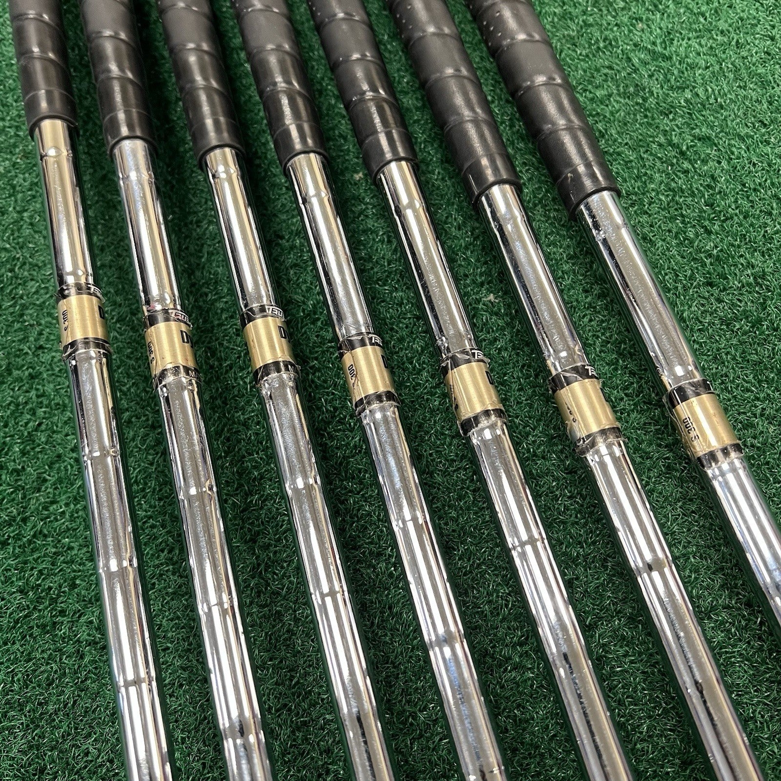Mizuno MX 20 Iron Set 4-PW True Temper Dynamic Gold S300 Stiff Steel Right Hand