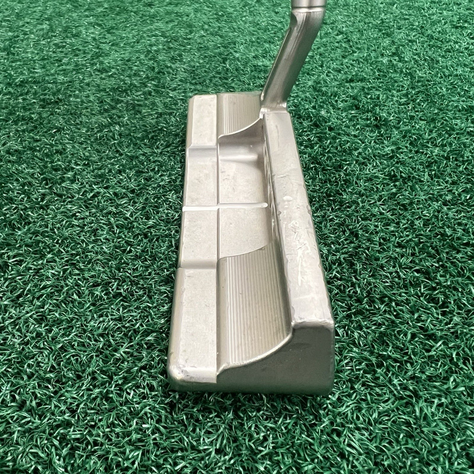 Custom Titleist Scotty Cameron Studio Select Newport 2.5+ Putter MRH Blue