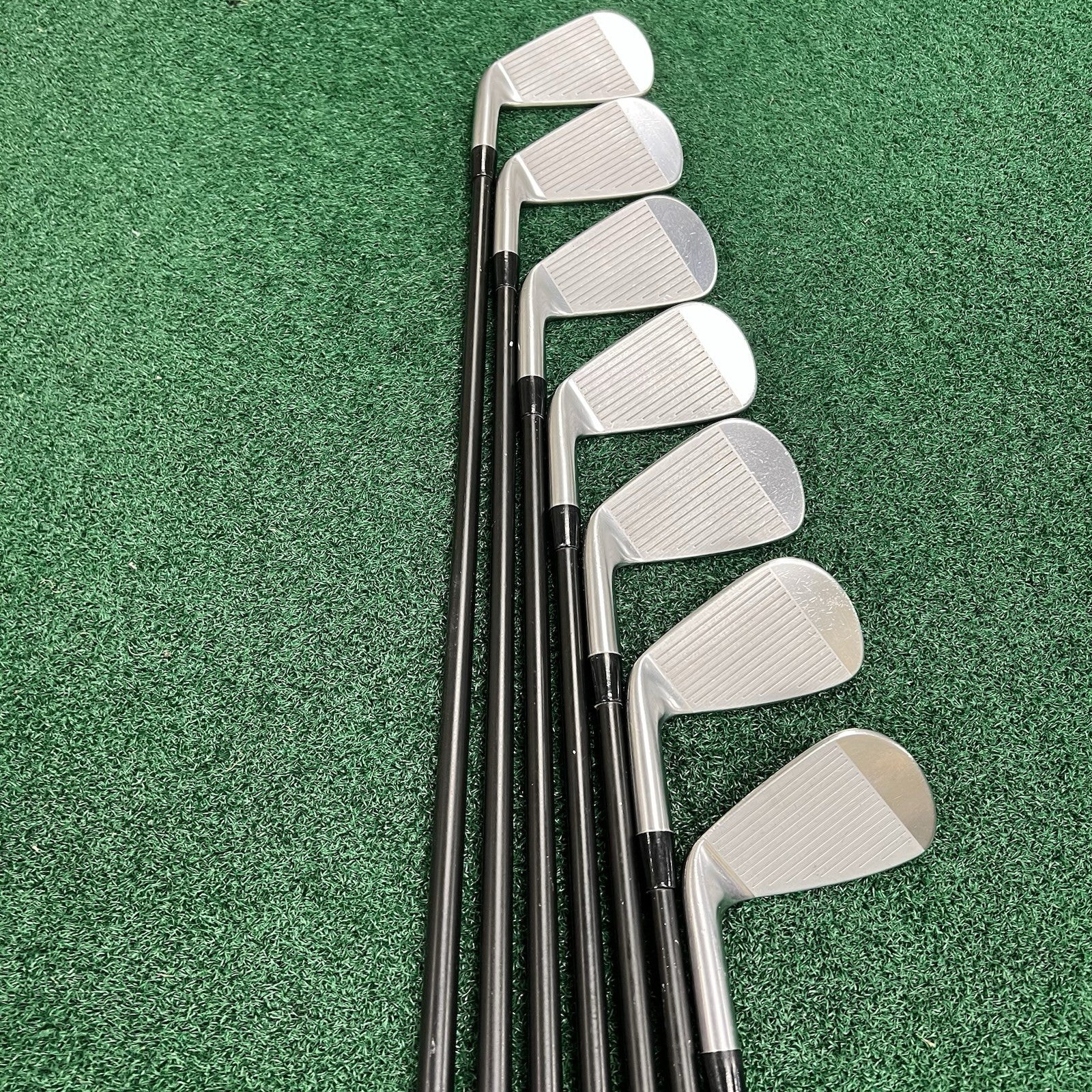 Srixon Z785 Iron Set 4-PW Men's Right Hand KBS Tour Stiff Flex Black Steel Shaft