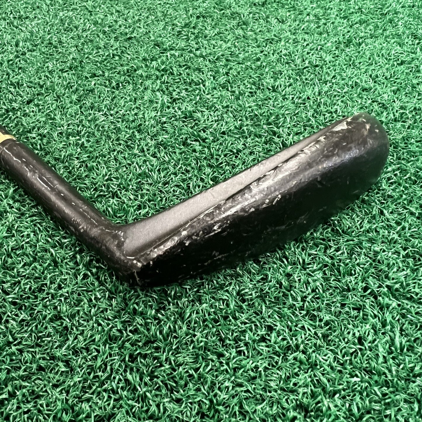 Vintage Black Slotline Heel Shafted Right Handed Putter Blade 36" MRH